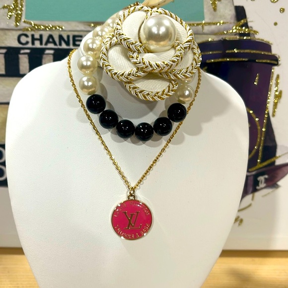 Louis Vuitton Auth. Pink Gold Tone Necklace - Picture 1 of 4